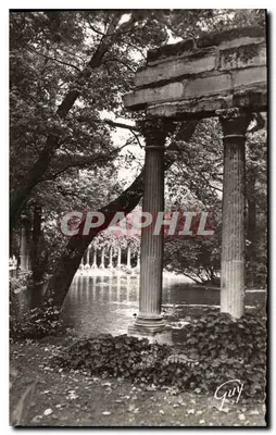 Park Monceau — La Noumachie (1778) — Guy