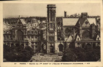 Paris — Prefeitura do 1º Arrondissement e a Igreja de São Germain-l'Auxerrois — ND