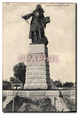 Saint-Léger-Vauban (Yonne) — Estátua do Maréschal Vauban — n°169