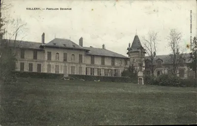 Vallery — Pavillon Devarue — Collection Demeuire