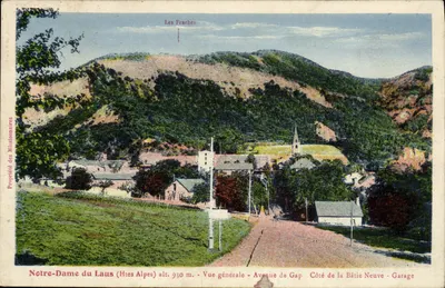 Notre-Dame du Laus (Hautes-Alpes) — Vista geral — Propriedade dos Missionários — alt. 930 m.