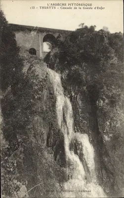 Thueyts - Cachoeira da Boca do Inferno — A Ardèche pitoresca — editor Aubenas