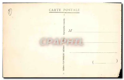 LA LOUVESC (Ardèche) — La Piazza e l' Avenue della Basilica — Editore A.1 MANGERT BRENON — Verso