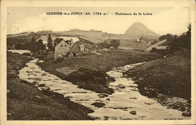 Gerbier-des-Joncs (Alt. 1754 m.) — Nascer do Rio Loire — Fot. Teysier