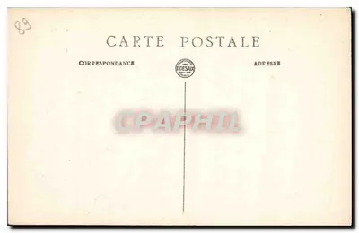 Auxerre — Kościół św. Eusieba — Założony w VII wieku, romańsko-ogólne wieże z XII wieku, portal z XIII wieku — P. F. — Rewers