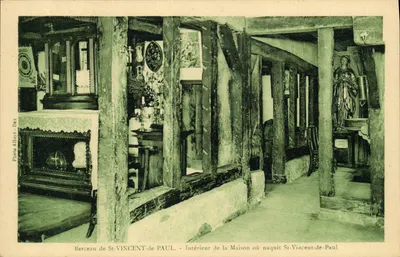 Berço de São VINCENTE-de-PAUL — Interior da Casa onde nasceu São Vicente de Paulo — Foto Albert-Dax