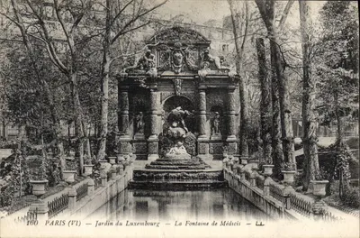 Paris (VI) — Jardim do Luxembourg — Fonte de Médicis — LL