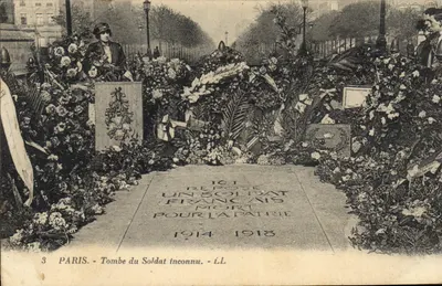 Paris - Tumba do Soldado Desconhecido — LL, n°3