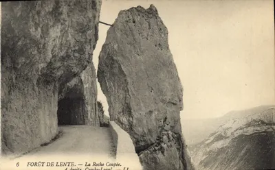 Forest of Lente — La Roche Coupée — Combe-Laval