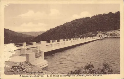 Através do Morvan — 2. A Dique do Barragem de CHAUMEÇON-PLAINEFAS — Coleção Roubé