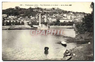 Trévoux (Ain) - Vista Geral e o Cais — B. F., Paris