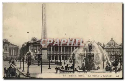 Paris (VIIIe) — La Place de la Concorde — LL