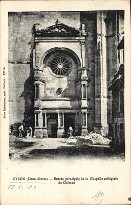 Oyron (Deux-Sèvres) — Entrada principal da Capela Colegiada do Castelo — Jules Robuchon, fot. Pottiers, n° 138 bis