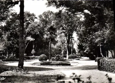 Marennes (Charente-Maritime) — O Jardim Público — Fotografia da casa im