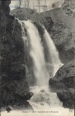 Cantal — 290 — Cachoeira da Roucôle — A Auvergne