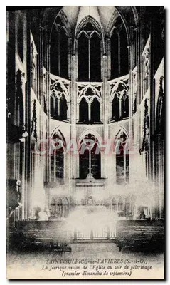 Saint-Sulpice-de-Favières (S.-et-O.) — A visão mágica da igreja ao entardecer de peregrinação (primeiro domingo de setembro) — Coleção Artística E. Renéau, Etampes