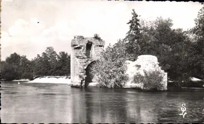 Remoulins — Moinho de Ferragut (século IX) — Edições S.L. Lyon