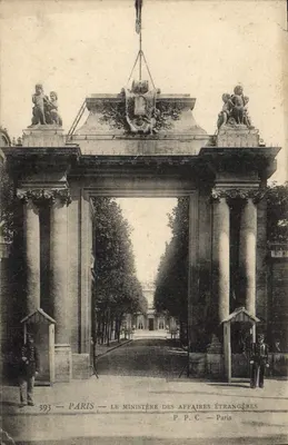Paris — O Ministério das Relações Exteriores — P.P.C. Paris n°393