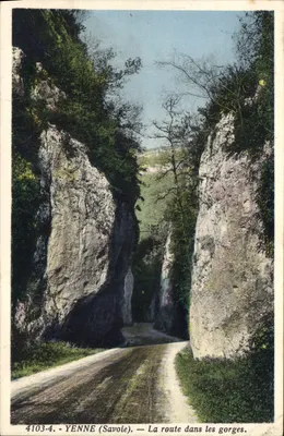 YENNE (Savoie) — A estrada nas gargantas — Edição J. Indel