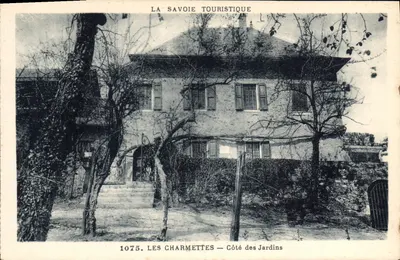 Les Charmettes — Lado dos Jardins — La Savoie Touristique, n°1075