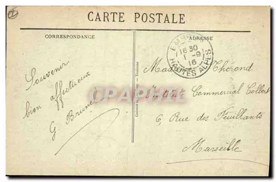 Embrun (870m) — ogólny widok z wulkanem Clocher (2.456m) na tle — E. Q. — Rewers