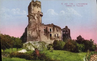 Castelo de Tournoël — Auvergne — G. d'O. 1189