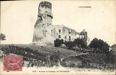 Ruínas do Castelo de Tournoël — A Auvergne — Editor I.E. n°218
