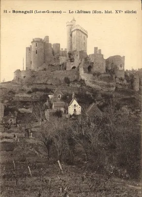 Bonaguil (Lot-et-Garonne) — O Castelo (Monumento histórico do século XV)