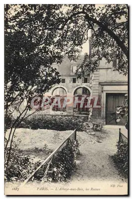PARIS — A Abadia-aux-Bois, as Ruínas — ND Fot