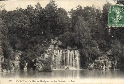 Paris — O Bois de Boulogne — A Cascata — LL.