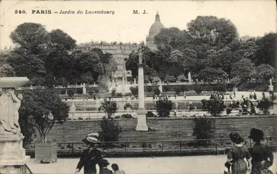 Paris — Jardim do Luxembourg — M. J. n° 540