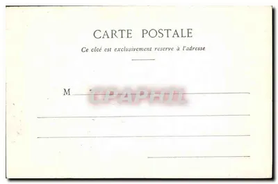 PARIS. - Kerk van de Madeleine — uitzicht op de klassieke gevel met fontein en kale bomen — Achterkant