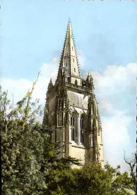 Igreja de Marennes — Torre da Igreja — editor COULEURS NATURELLES, Paris