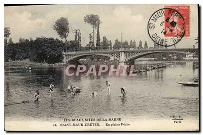 Saint-Maur-Crétel — Em pleno Pescado — F.P. Paris