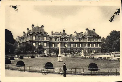 Palais du Luxembourg — Paris — Service Commercial Palais Historiques