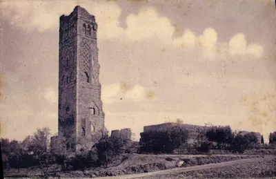Ruínas de Mansourah — O Minarete — Edição Sallien