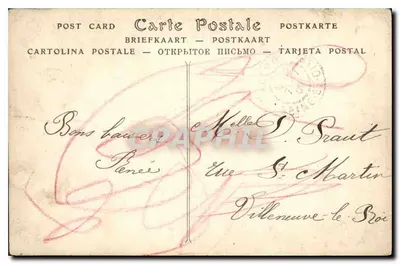 TROUVILLE-SUR-MER — Młodzi podczas pływy — ND Phot. — Rewers