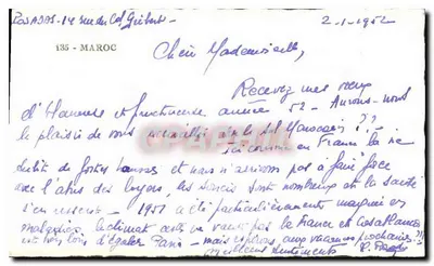 Mulher carregando uma criança — Boa Ano do Marrocos — editor desconhecido, n° 135 — Verso