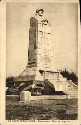 A Alta Cavaleira — Monumento aos Mortos da Argônia — Foto Verdian