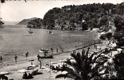 A Praia de Le Rayol — Costa Azul — Edições MAR, Nice