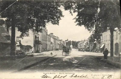 Sainte-Maure — Route Nationale — vue près Paris — éditeur M. Copuy