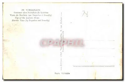 Versajles — Wierzchołek schodów Latony — Waza z marmuru (przez Dugoulona i Drouilly) — Rewers