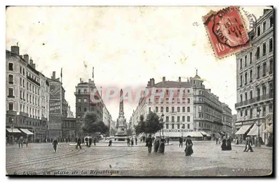 Tion - A praça da República — editor L. V. C. (n°6)