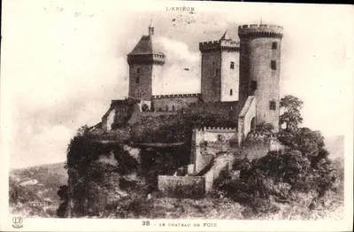 O Castelo de Foix — L'Ariège — Editor LF, n° 38
