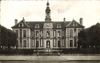 Hôtel de Ville de Châtoy — Saine-et-Oise — editor desconhecido, número de série não visível