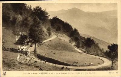 अरूए के घाटी, अरेउ - रोड के कॉल ड'अस्पिन के लिए लोहे के घोड़ा - हेलियोस 32