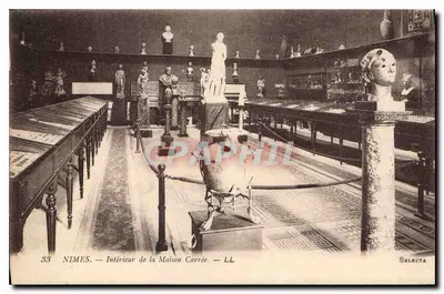 Nîmes — Wnętrze Domu Kwadratu — LL — Rewers