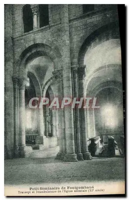 Pequeno Seminário de Fontgombaud — Transepto e Déambulatório da Igreja Abbatial (Século XI) — Foto G. Guitte