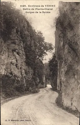 Aproximadamente YENNE — Desfile de Pierre-Châtel, Gorges da Balme — Cl. P. Márceilin, fot. Belley, n°1125