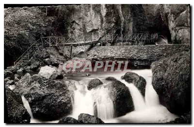 Le Pas de Cère — Environs de Vic-sur-Cère — Réal-Photo, Paris